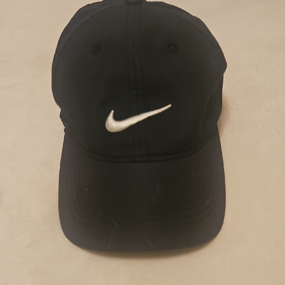 Nike Black and White Logo Cap